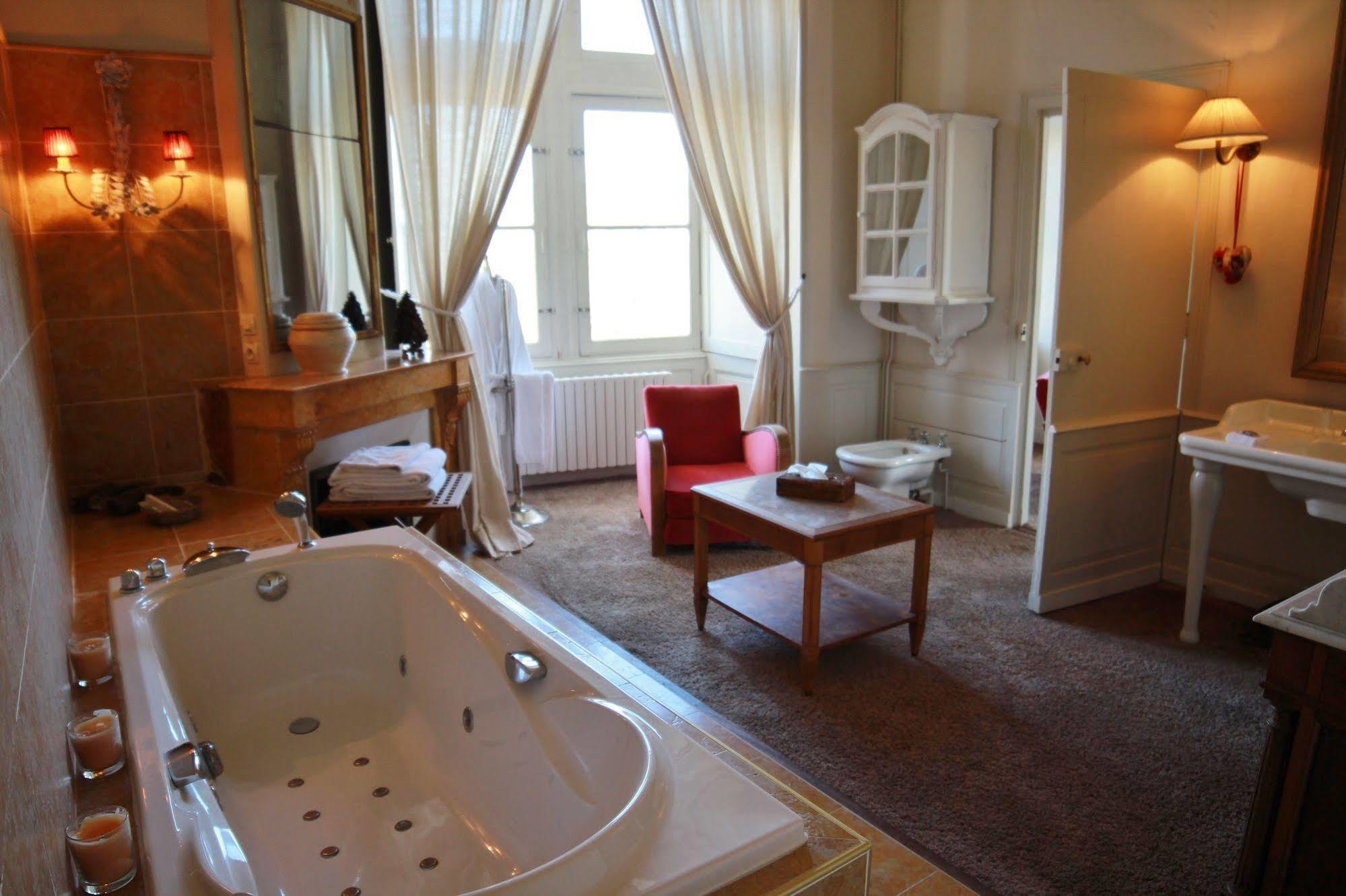 Moulin De Villeray Hotell Condeau Exteriör bild